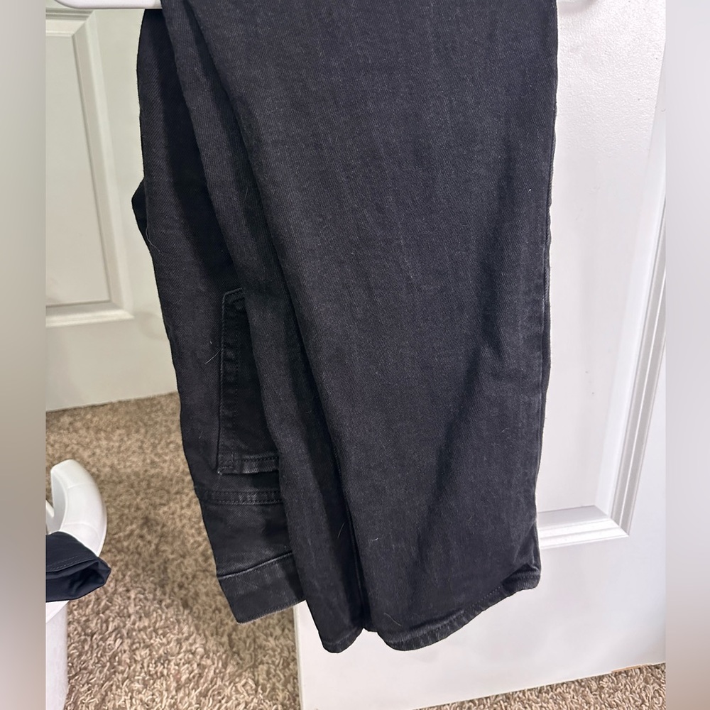 Size 10, low panel Old Navy  OG Straight jeans
